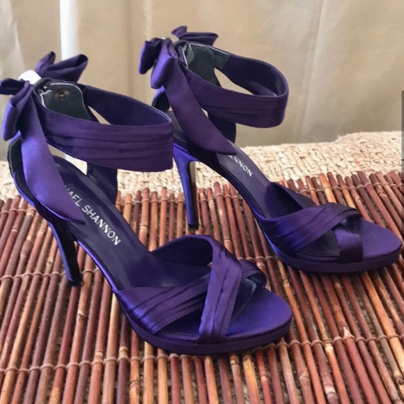 Michael Shannon Purple Satin Heels 6M - Picture 3 of 8